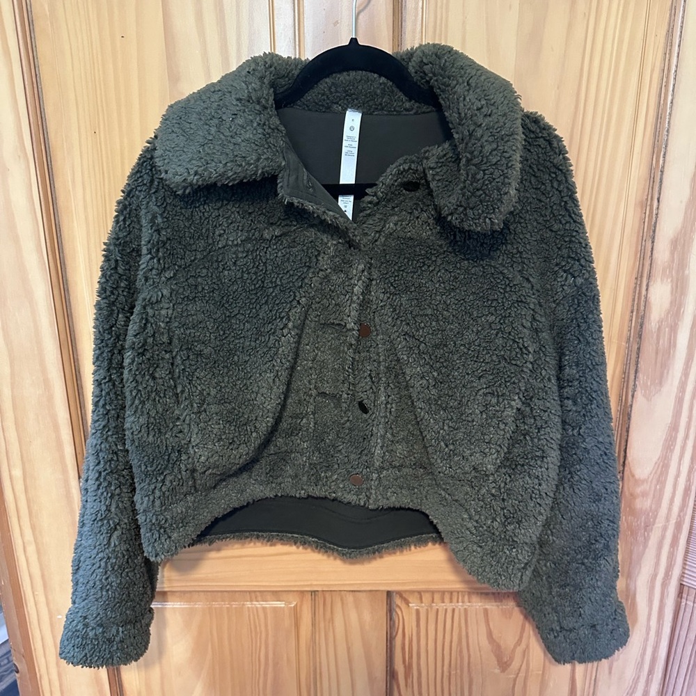 Lululemon Cozy Olive Green Sherpa Jacket